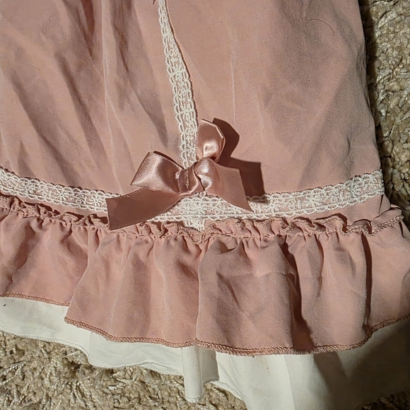 Pink Lace Dress with Bows - Picture 6 of 7